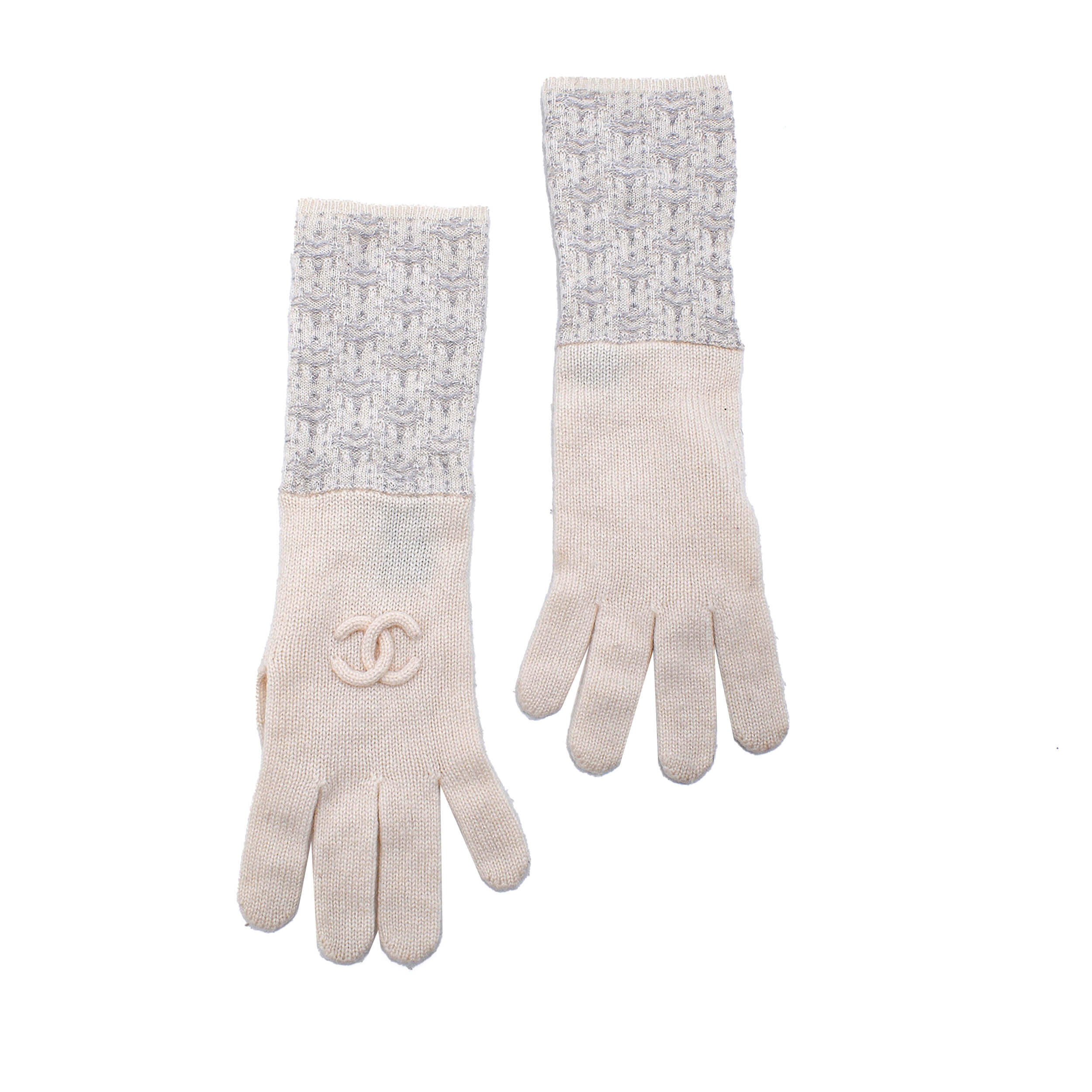 Chanel - Cream Knitted CC Beanie&Gloves Set